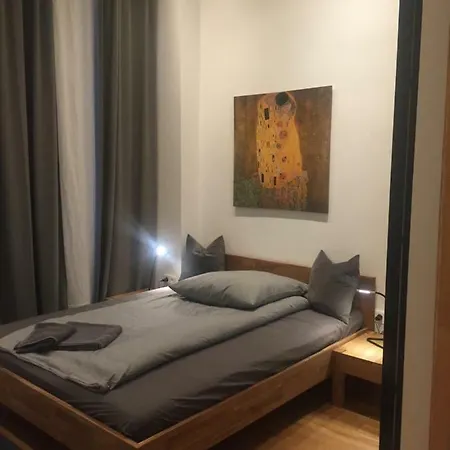 City-apartment Charlottenburg דירה